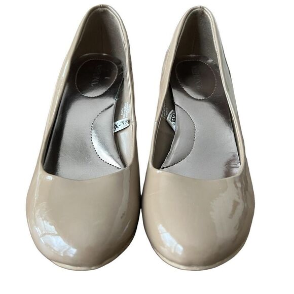😊 3/$30 patent leather-like 3" heel round toe pumps Women's 8 TAUPE - Picture 6 of 13